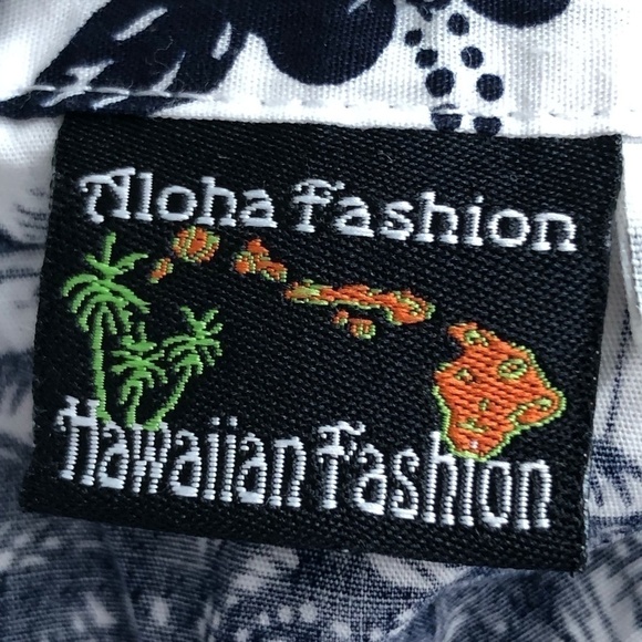 ALOHA FASHION Hawaiian Button Front Shirt - Picture 2 of 13